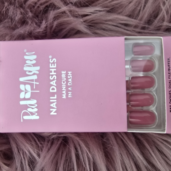 - Nail Dashes - Rosa + Raspberries - Picture 4 of 6